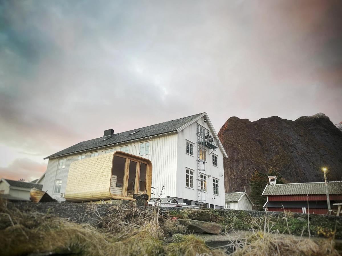 Catogarden - Boutique Home & Activity Centre Reine Bagian luar foto