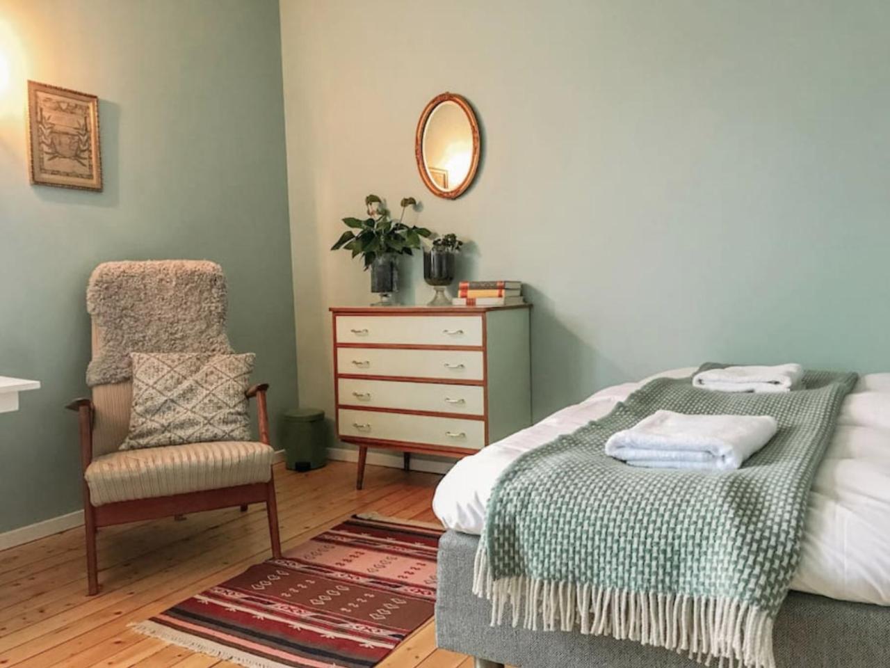 Catogarden - Boutique Home & Activity Centre Reine Bagian luar foto