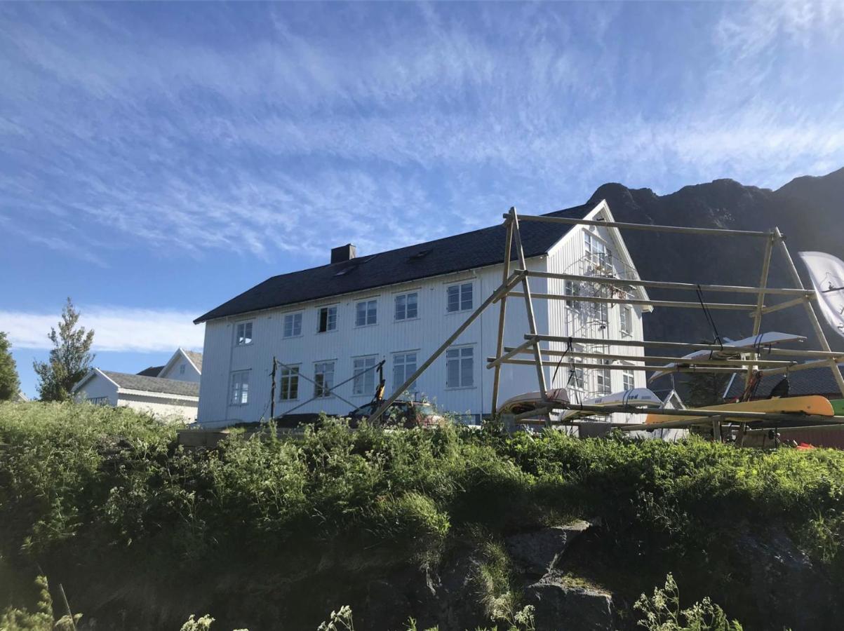 Catogarden - Boutique Home & Activity Centre Reine Bagian luar foto